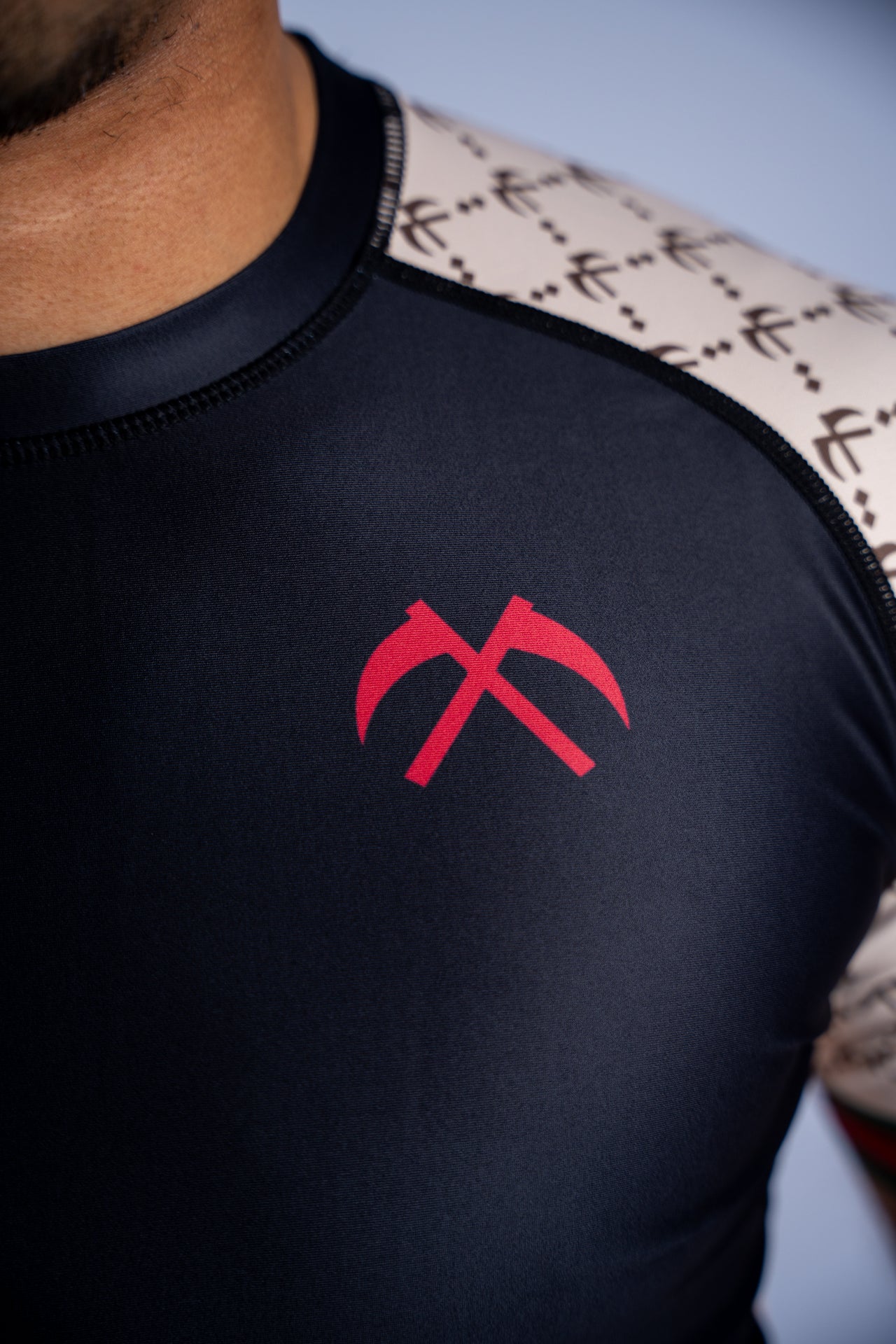 IL MIETITORE BLACK RASHGUARD